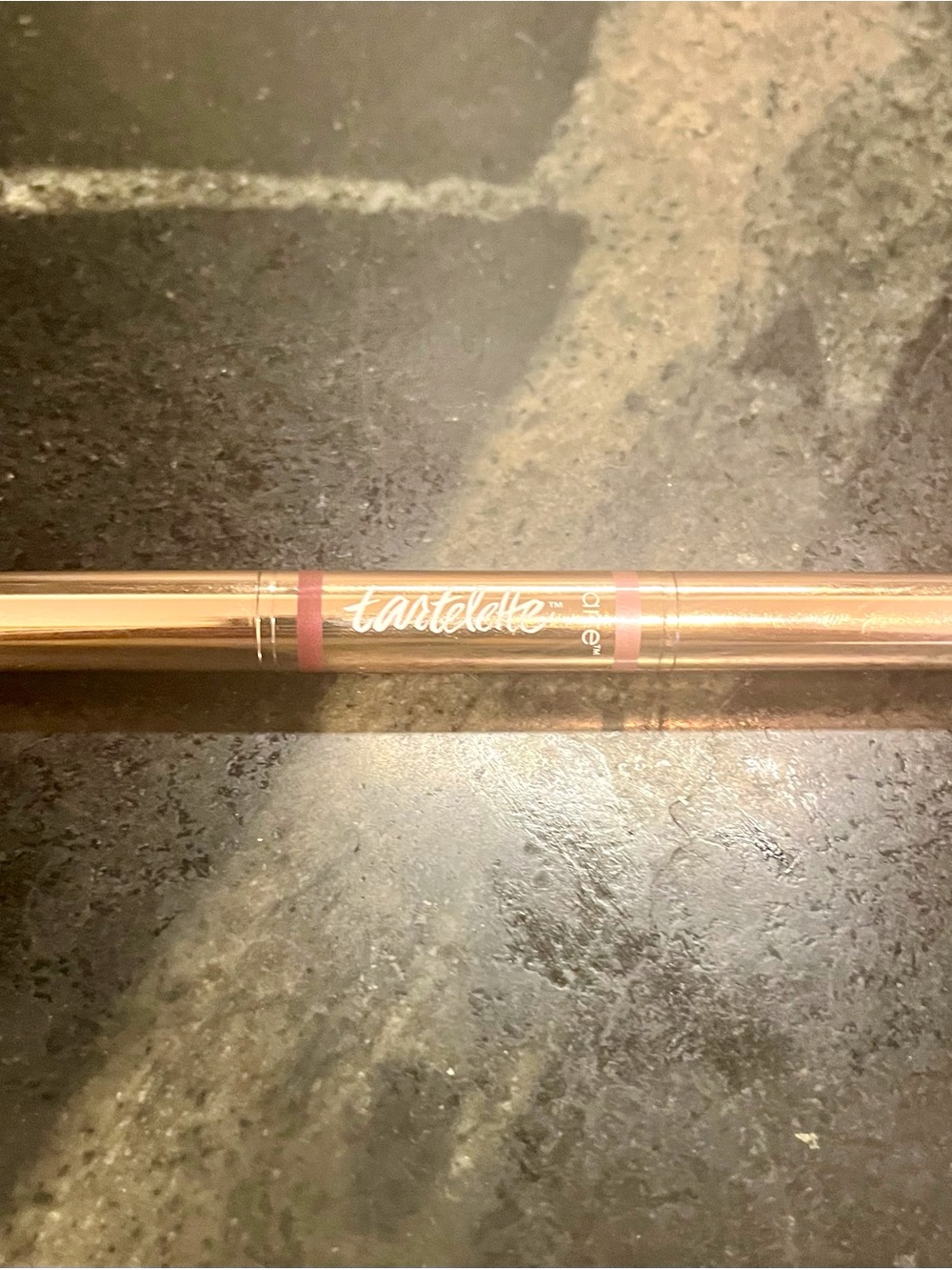 tarte Tartelette Dual-Ended shadow liner in plum/amethist